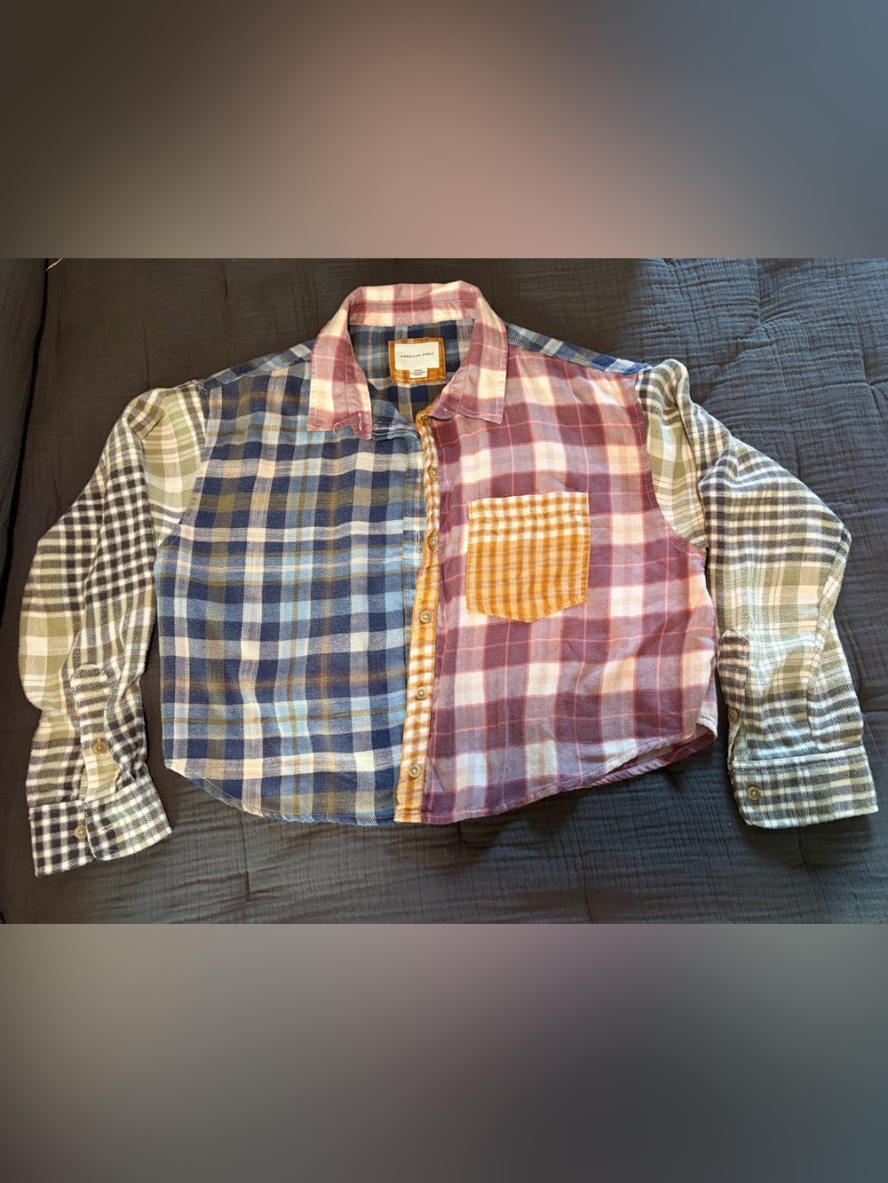 American Eagle Outfitters Plaid Button-Down Shirt